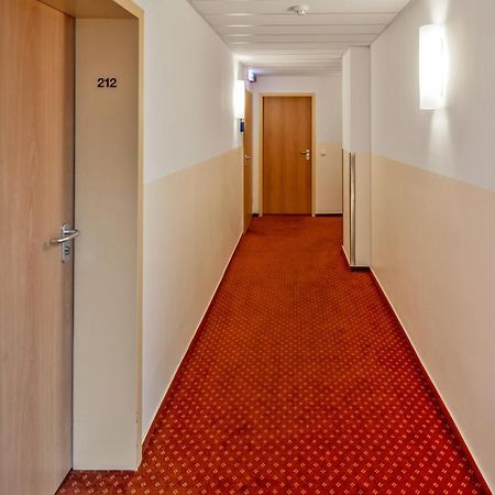 Academy Lodge Boardinghouse Гамбург Екстер'єр фото